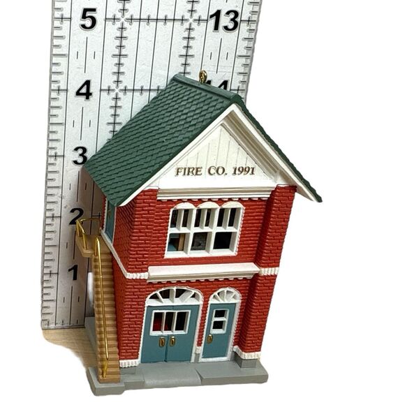 1991 Hallmark Fire Station Ornament Nostalgic Houses Series MIB Christmas - Picture 3 of 9